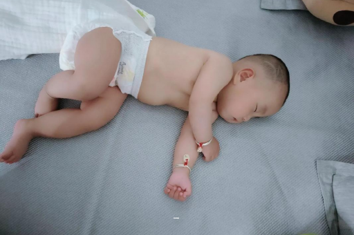 丰城孕妇肚脐周围发青
